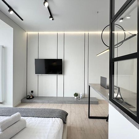 Квартира Smart В Новом Доме Pavlodar Ngoại thất bức ảnh