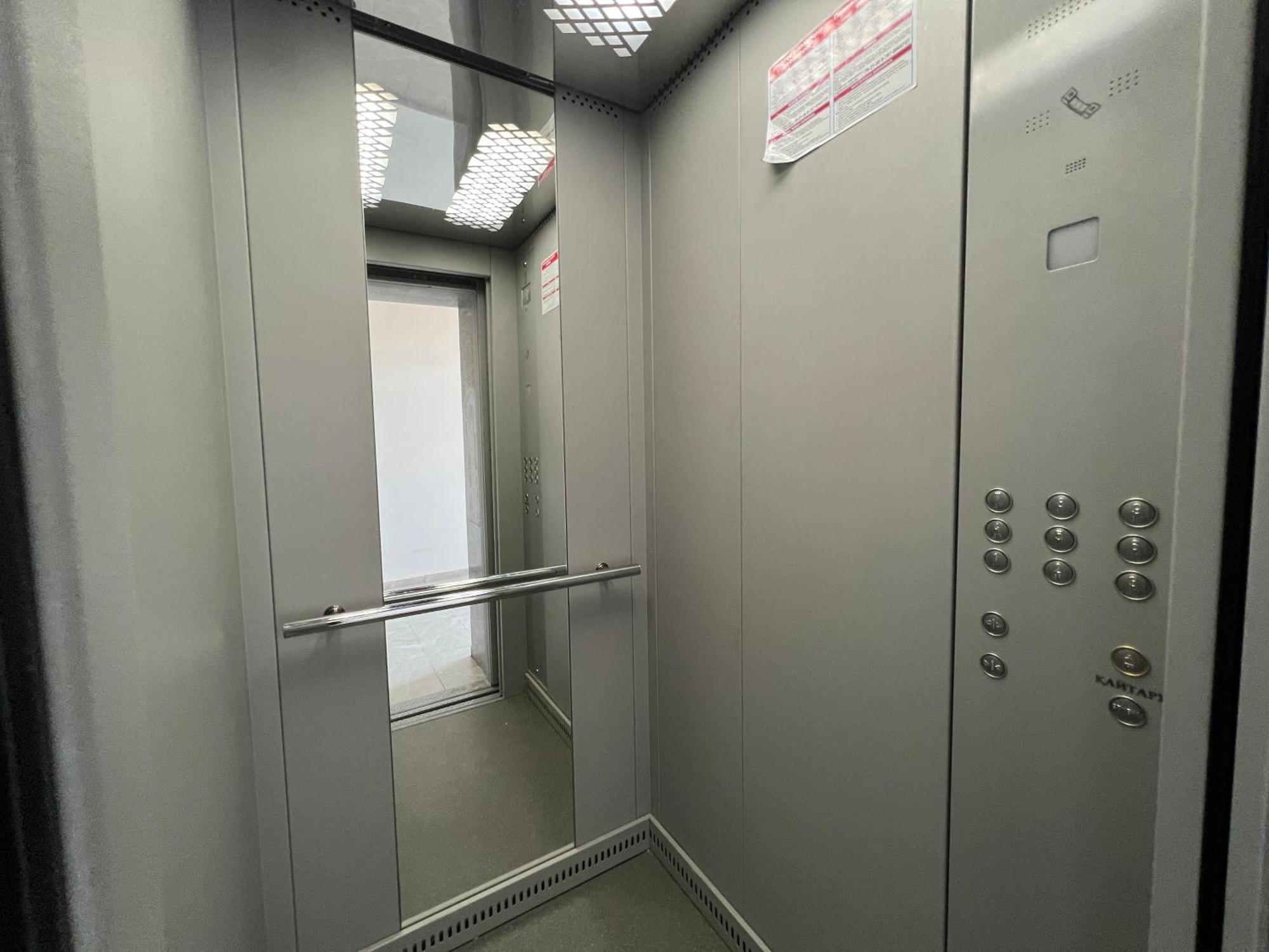 Квартира Smart В Новом Доме Pavlodar Ngoại thất bức ảnh